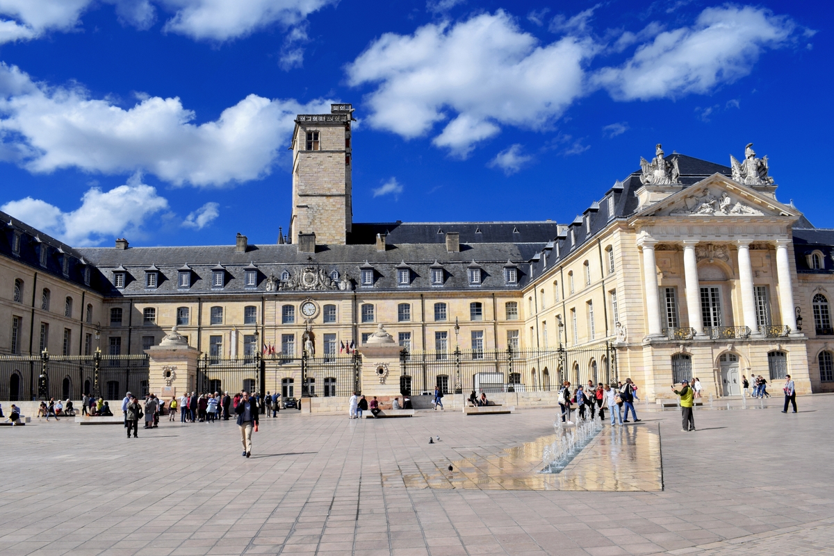 Dijon in Burgundy © French Moments