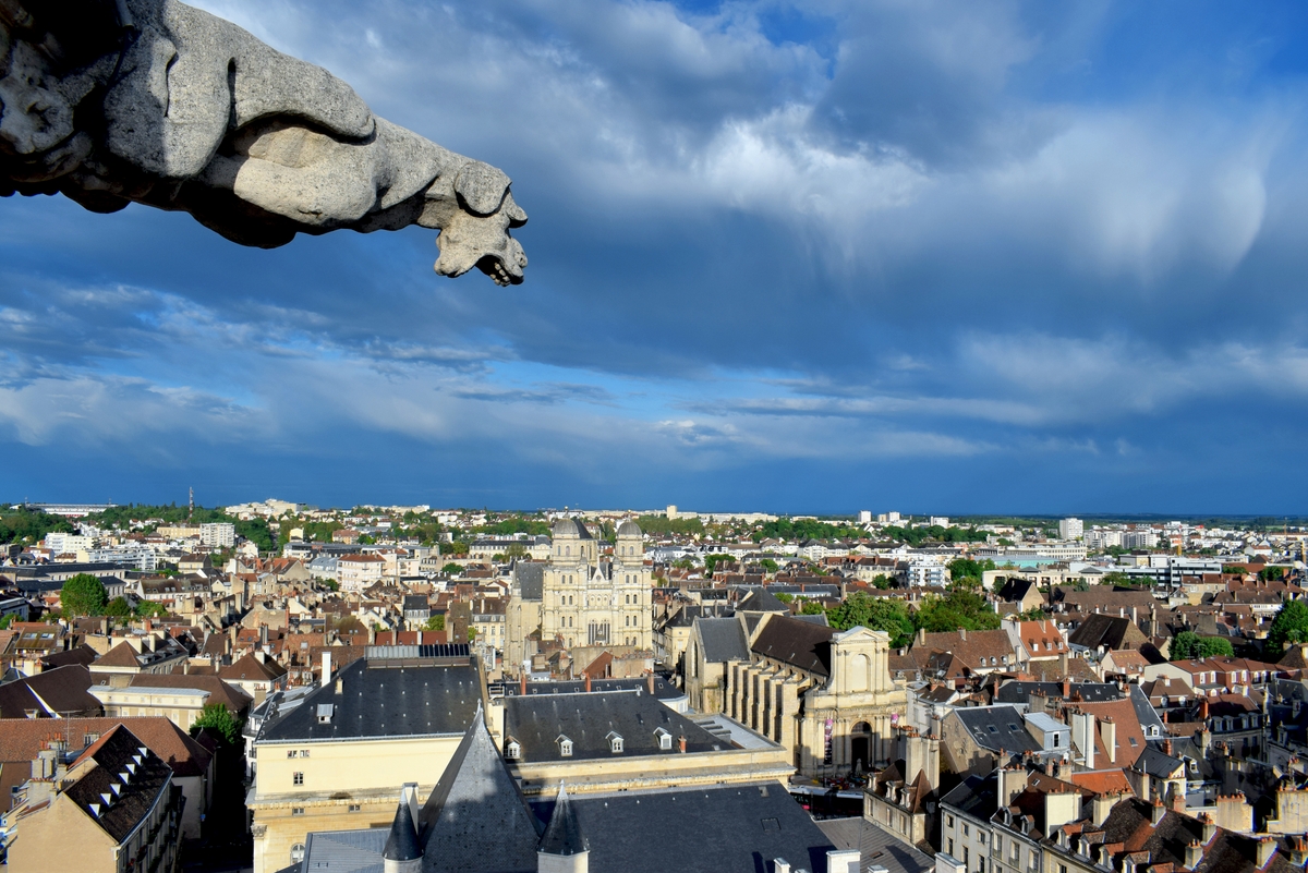 Dijon in Burgundy © French Moments