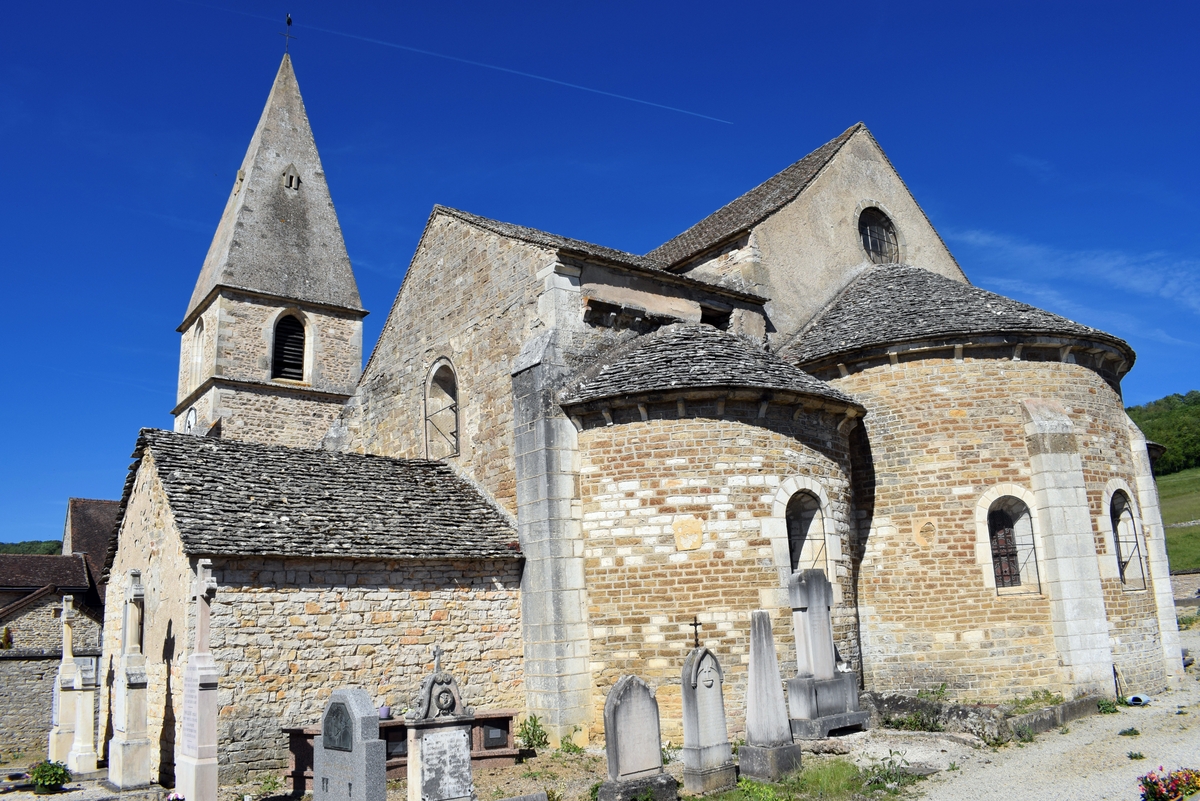 Village of La Rochepot © French Moments