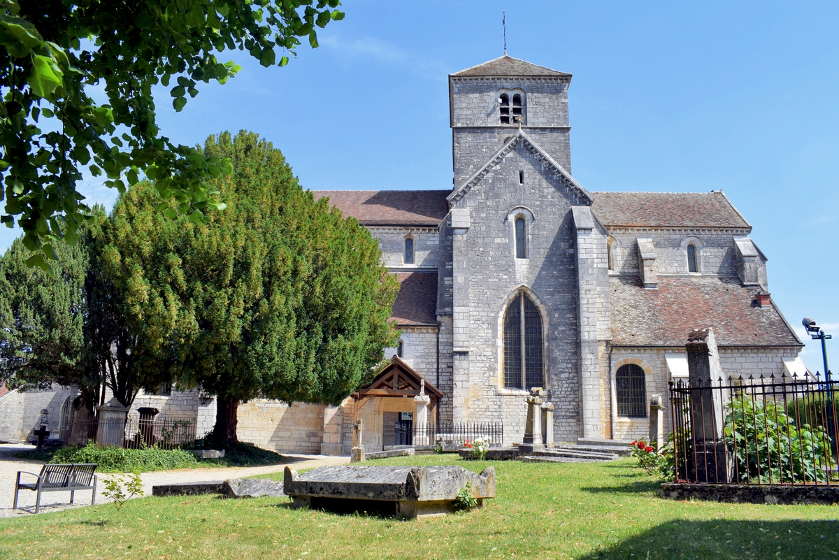 Saint-Symphorien church in Nuits-Saint-Georges © French Moments