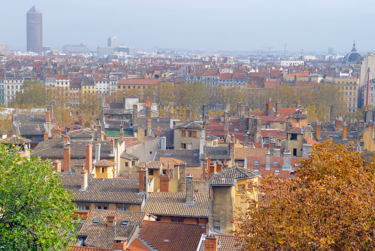Largest cities of France - Lyon Old Town © French Moments