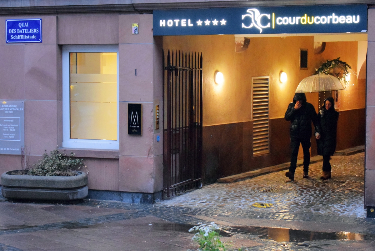 Cour du Corbeau, Strasbourg © French Moments