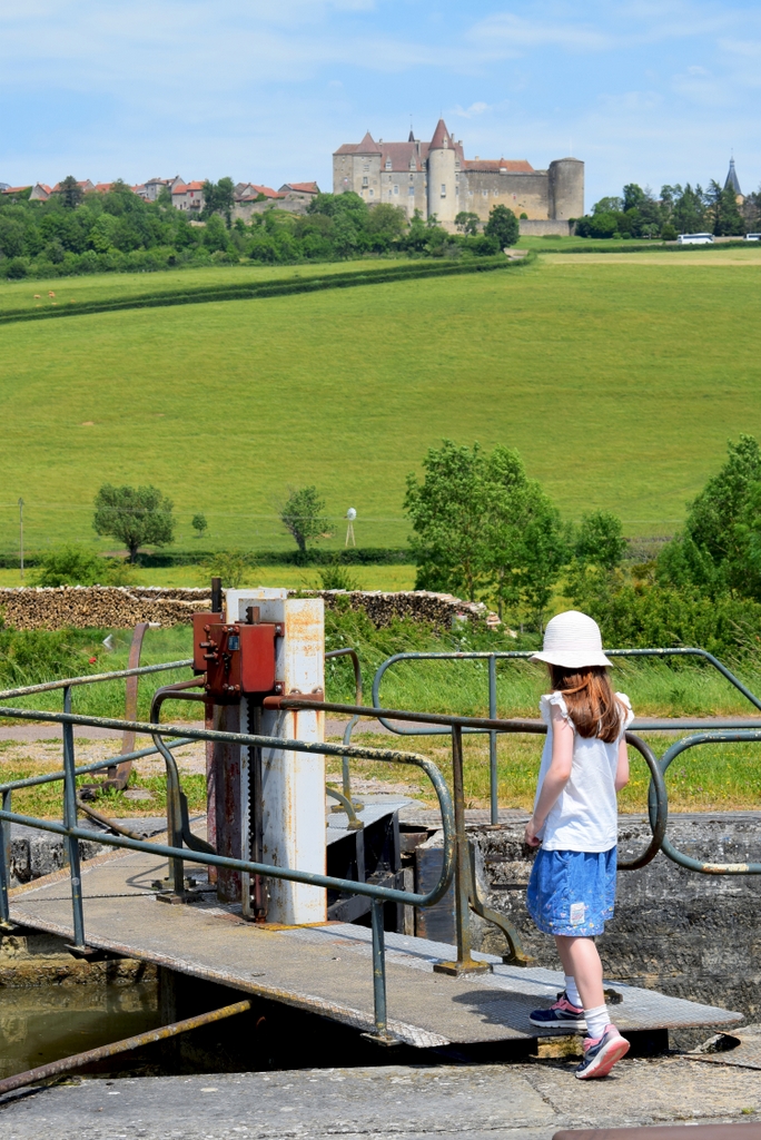 Canal de Bourgogne © French Moments