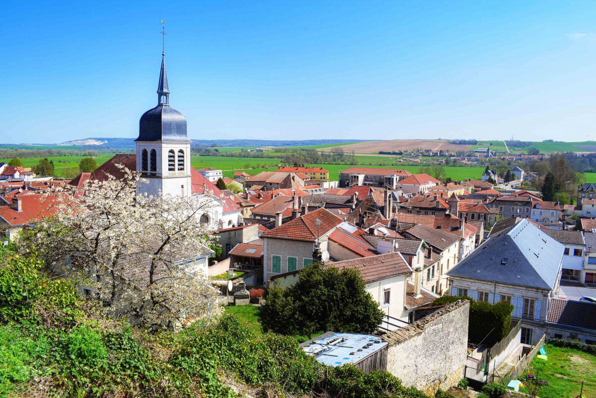 Photos of Spring in Lorraine - Vaucouleurs © French Moments