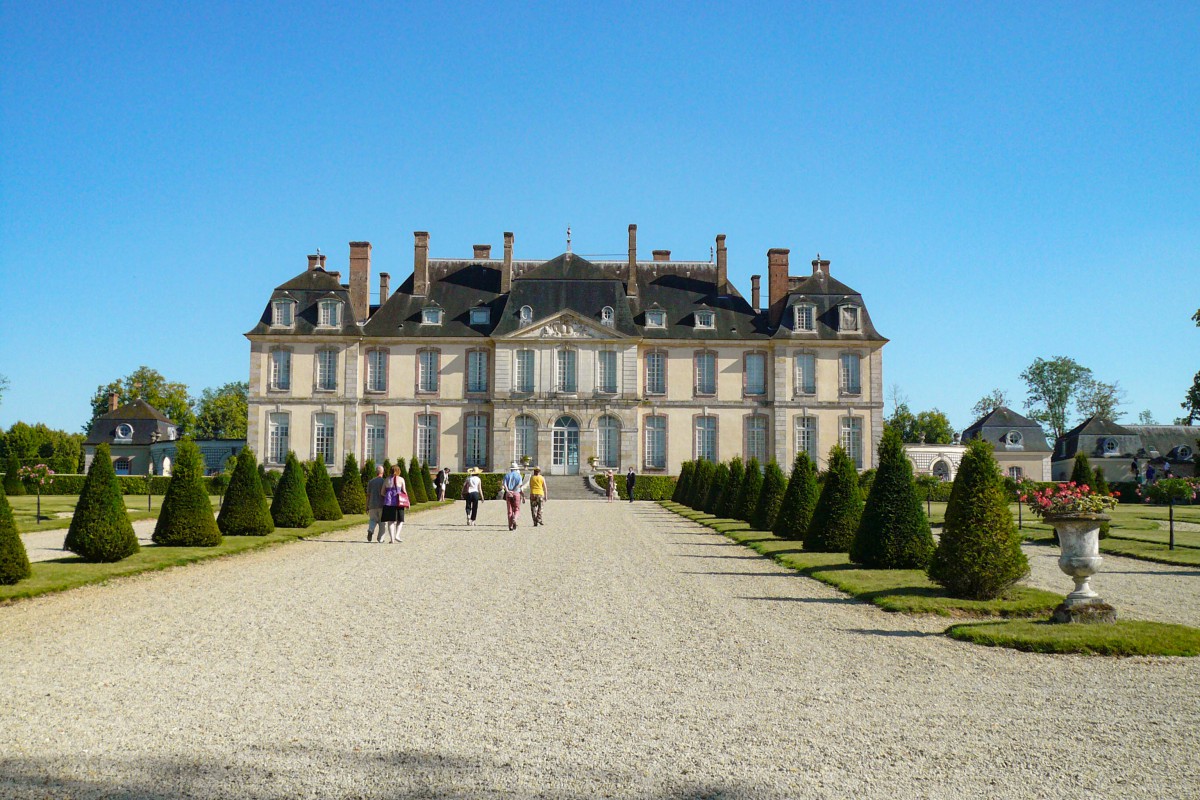 The château of La Motte Tilly © Flo21 - licence [CC BY-SA 2.0] from Wikimedia Commons