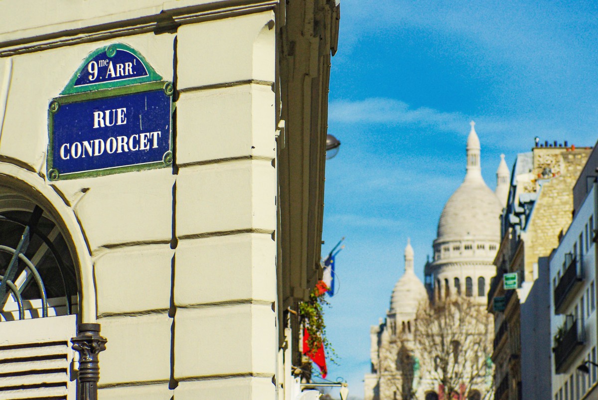 Street plaques of Paris - Rue Condorcet (9th arrt) © French Moments