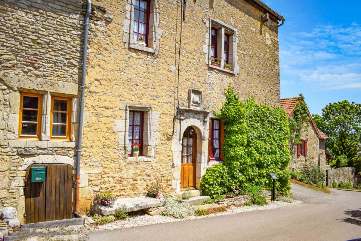 Châteauneuf - The Bichot house © French Moments