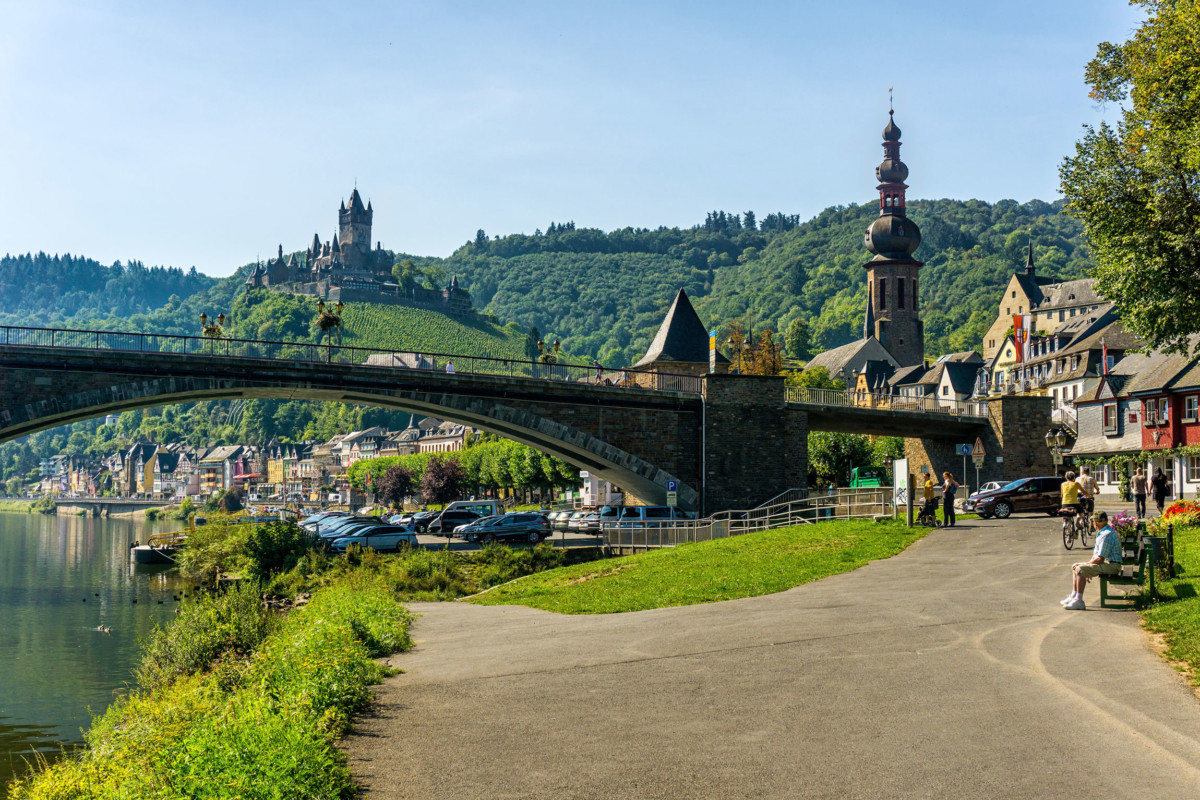 The little town of Cochem © Lightboxx via Twenty20