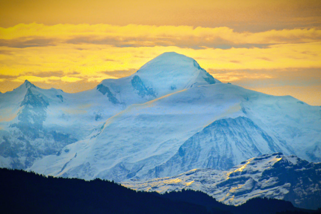 Mont Blanc Sunrise © French Moments