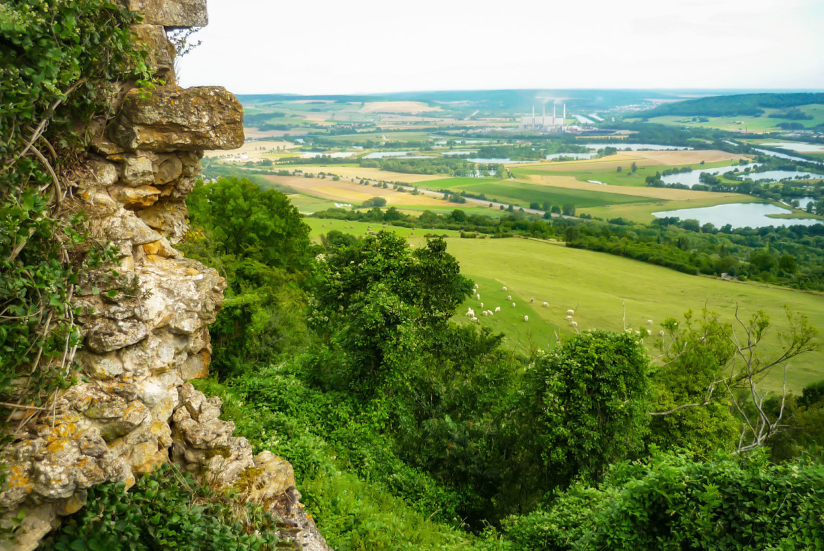 The view of the Moselle Valley from the Butte de Mousson © French Moments