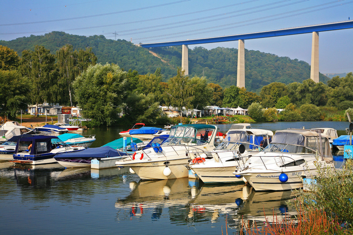 Moseltalbrücke © W. Bulach - licence CC-BY-SA-4.0 from Wikimedia Commons.jpg