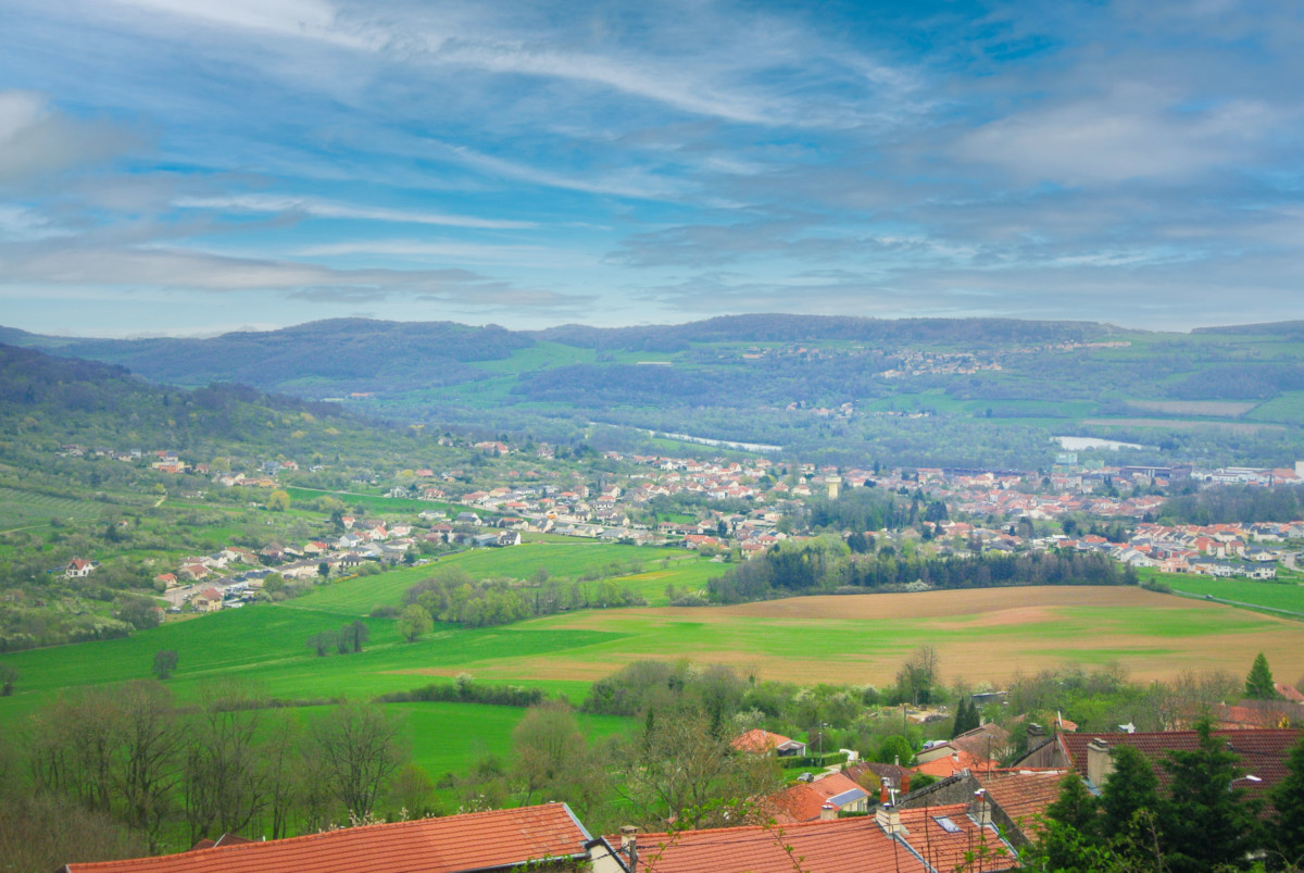 The view of the Moselle Valley from Prény Castle © French Moments