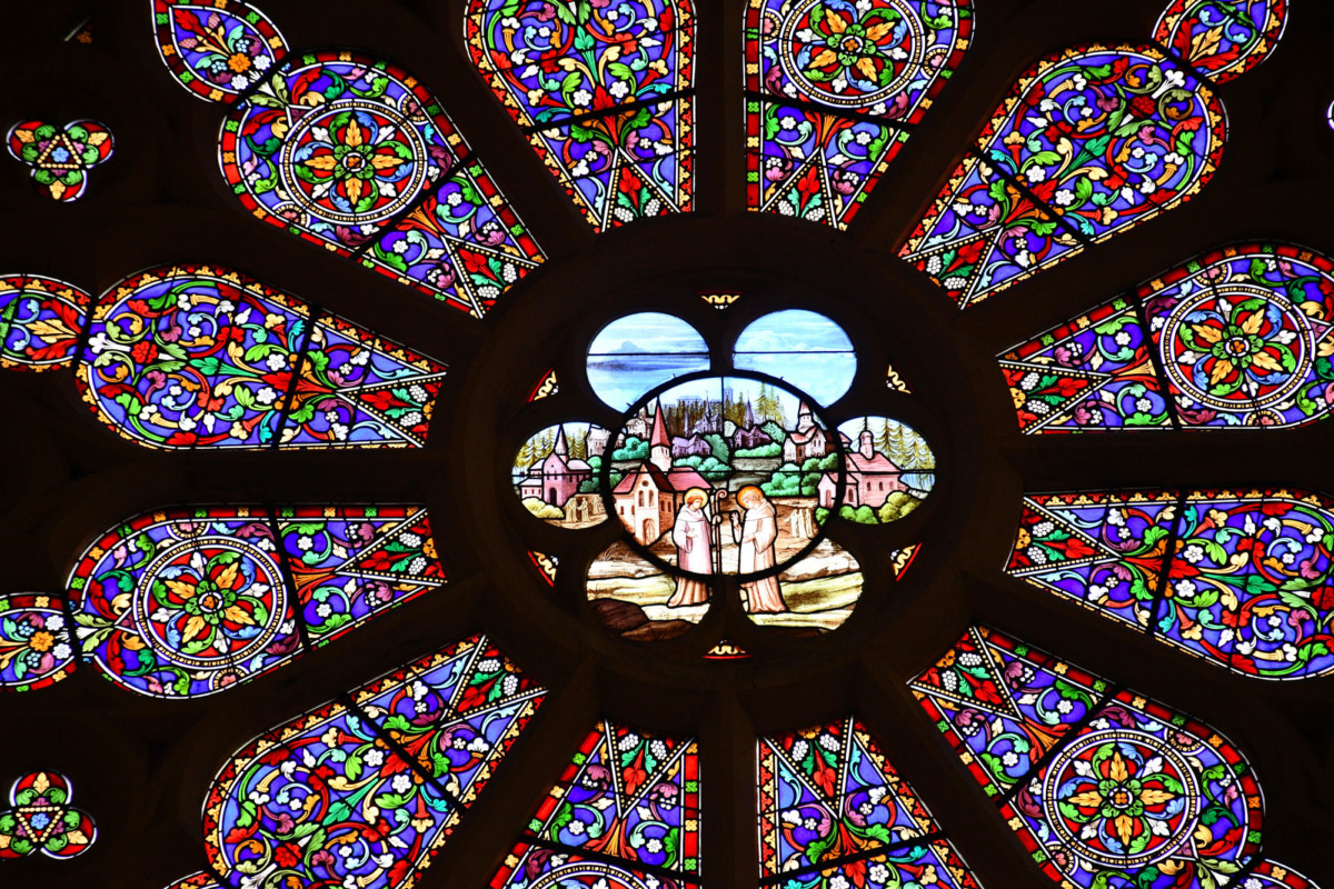 Stained-glass window, church of Remiremont © French Moments