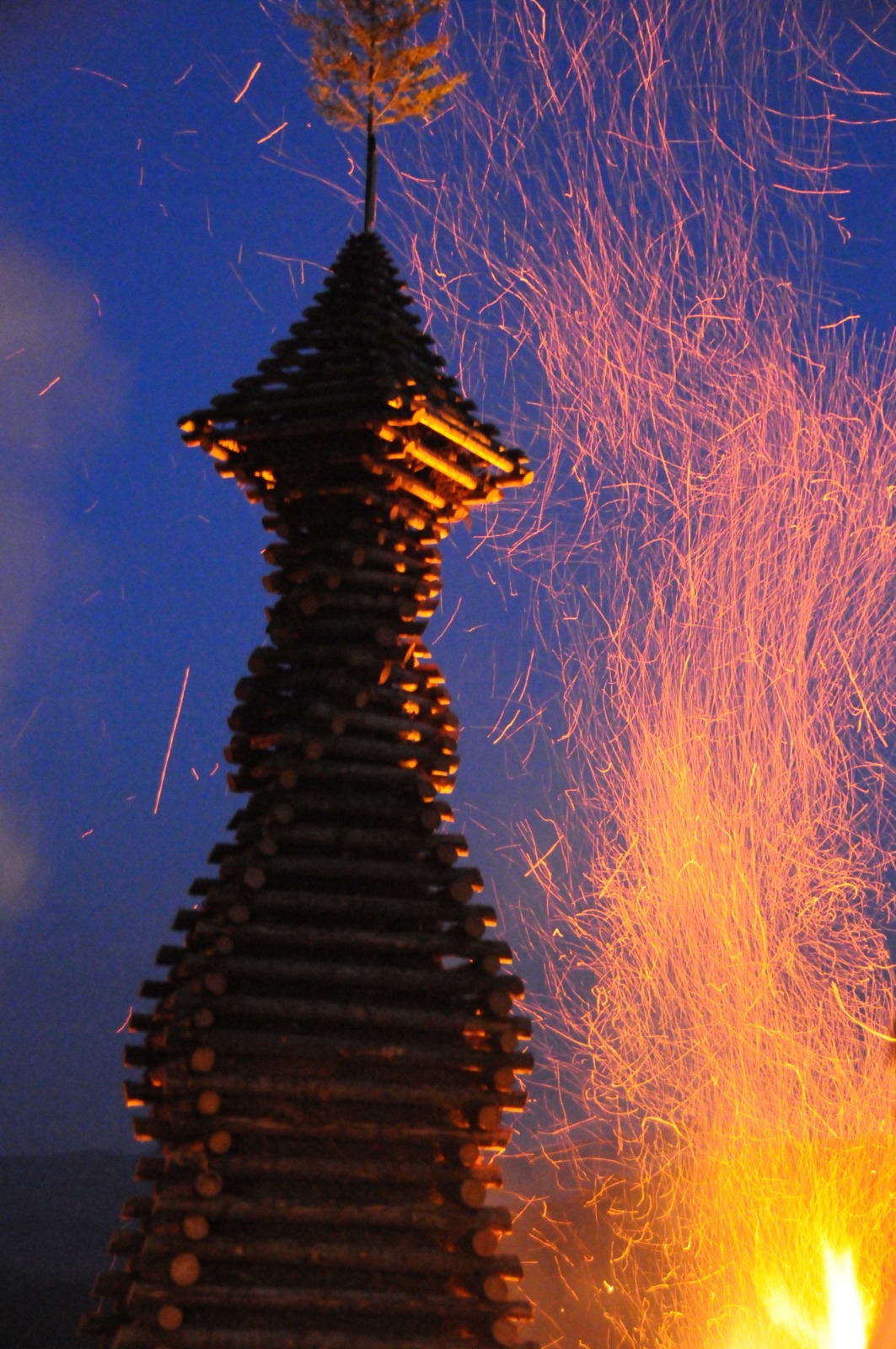 Feast of Saint John in France - Midsummer fire in the Saint-Amarin valley © Daniel Nussbaum