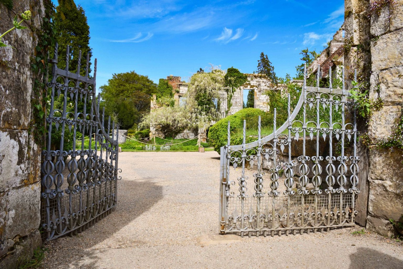 Moonstars Hill - Descripción y Protecciones Scotney-Castle-48-LR-%C2%A9-French-Moments-1536x1028