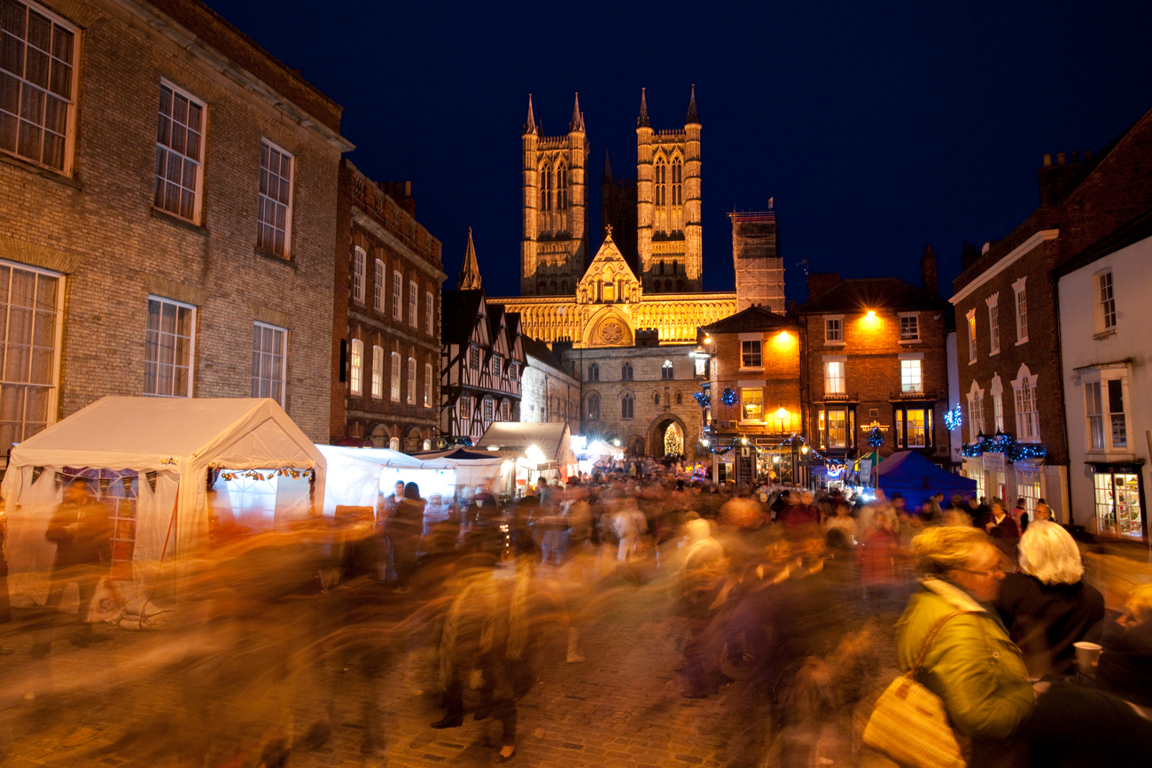 Lincoln Christmas Market © Virgin Trains East Coast - licence [CC BY 3.0] from Wikimedia Commons