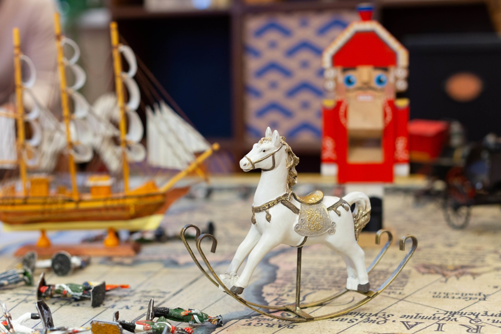 Vintage Christmas Toys. Photo by ira_lichi via Twenty20