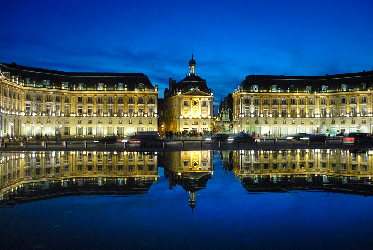 Place de la Bourse, Bordeaux © French Moments