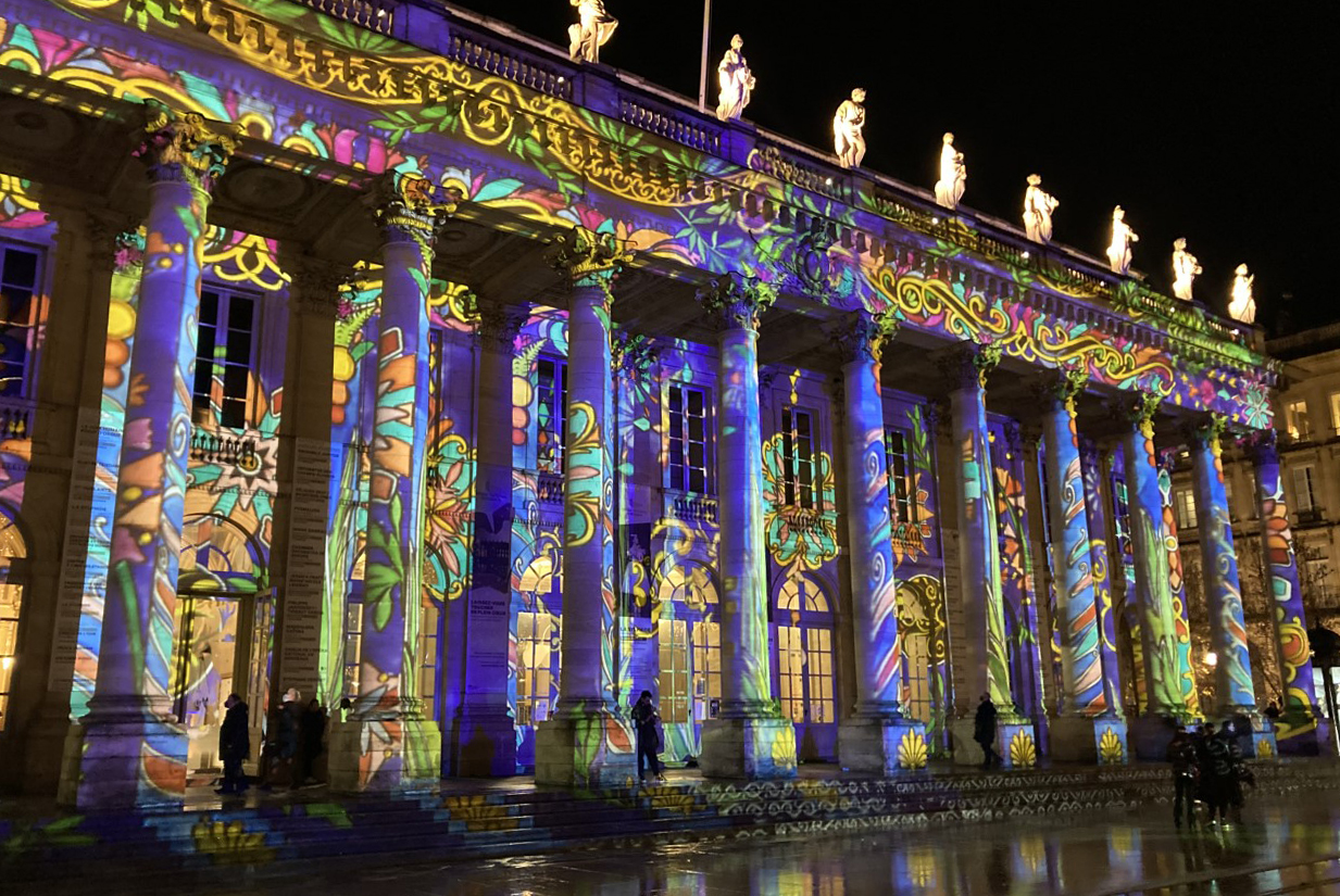 Visit Bordeaux at Christmas © Thomon - licence [CC BY-SA 4.0] from Wikimedia Commons