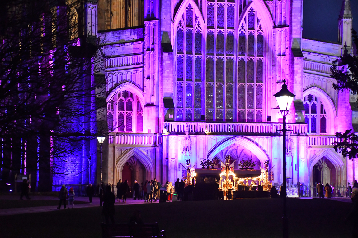 Winchester cathedral at Christmas © French Moments