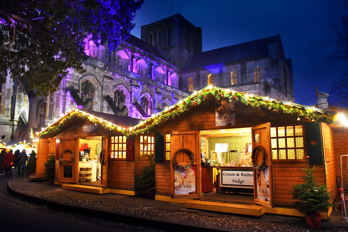 Winchester Christmas Market © French Moments