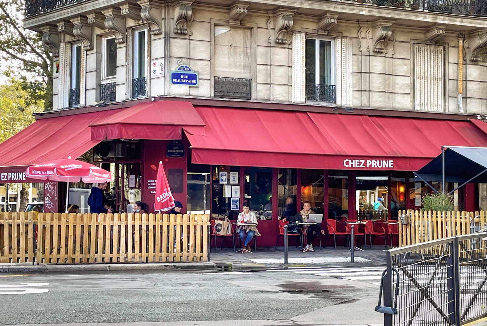 Parisian Restaurants - Chez Prune © Ellen Corrandini