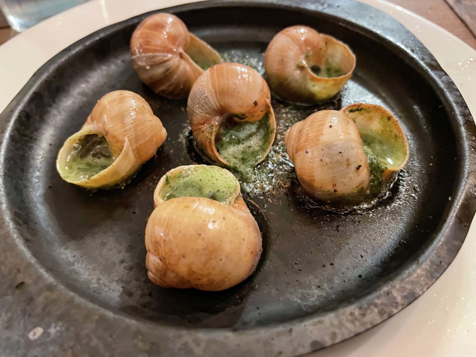 Escargots © Ellen Corrandini