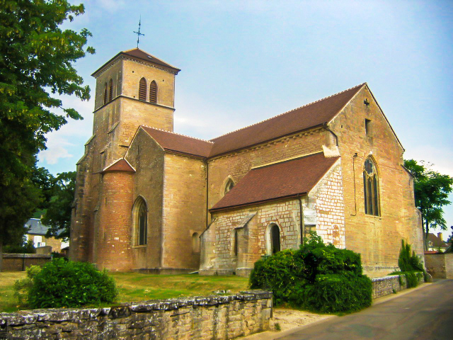 Church of Gevrey-Chambertin by Urgan. Public Domain via Wikimedia Commons