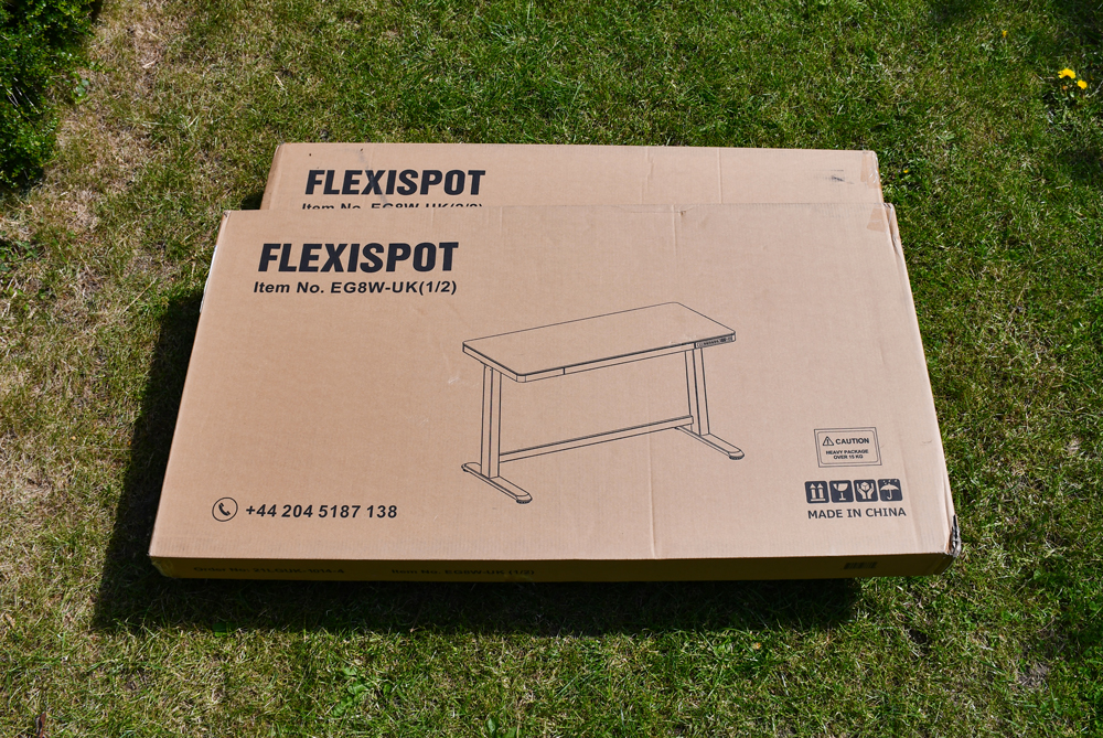 FlexiSpot Comhar by French Moments