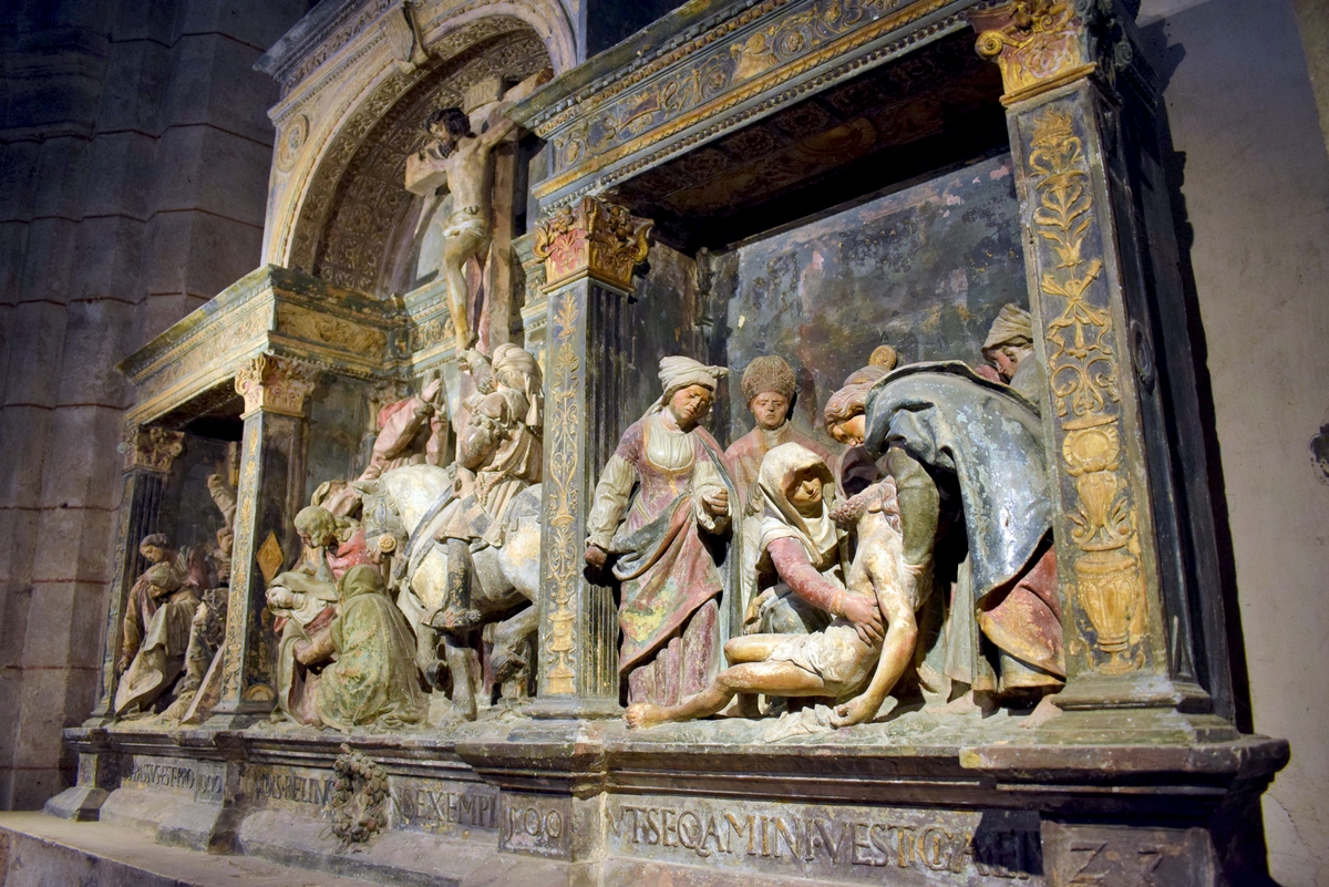 Altarpiece of the Passion by Ligier, Hattonchâtel © French Moments