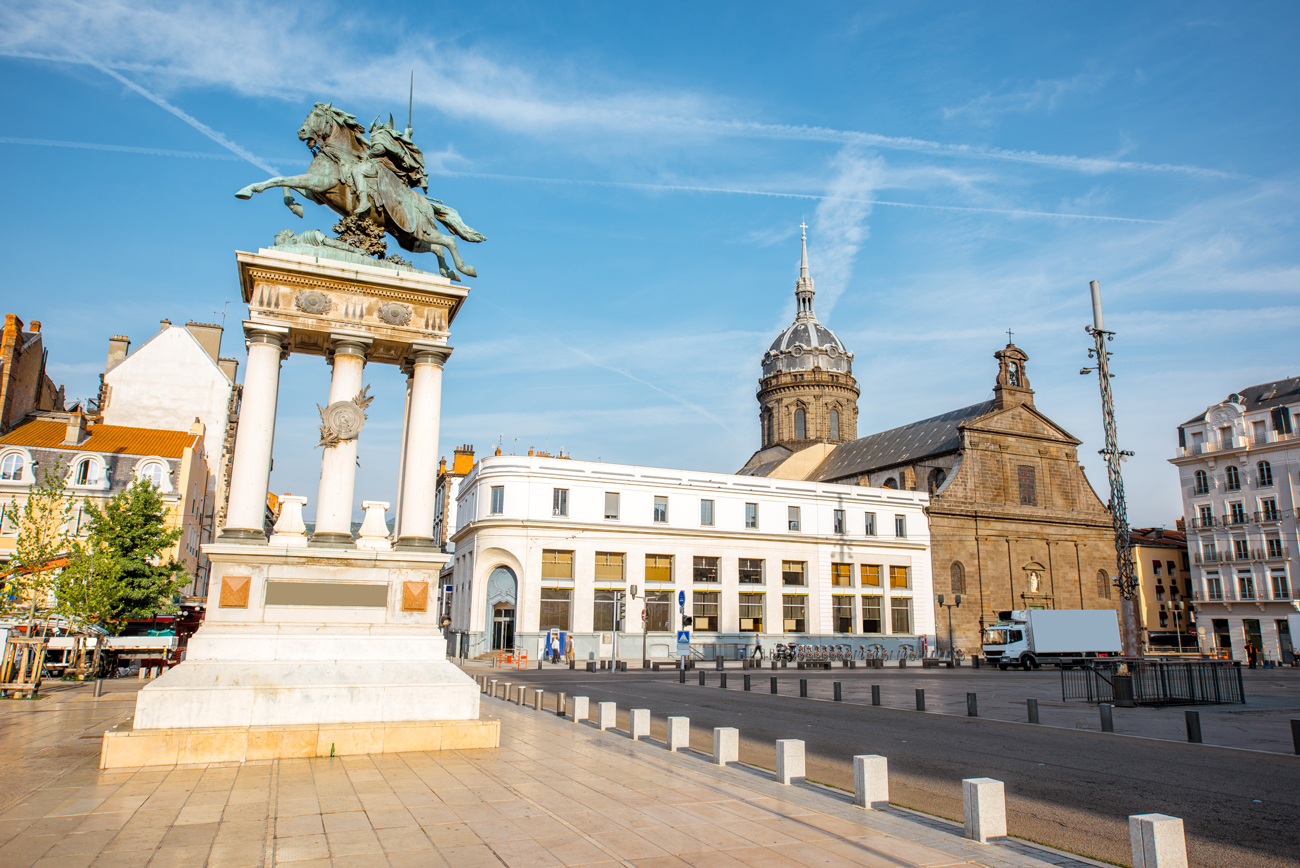 Place de Jaude (by RossHelen via Envato Elements)