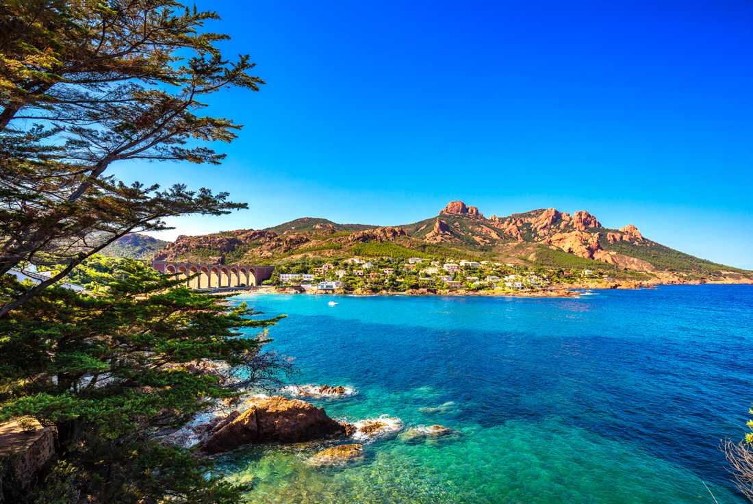 The Esterel corniche road. Photo by StevanZZ via Envato Elements