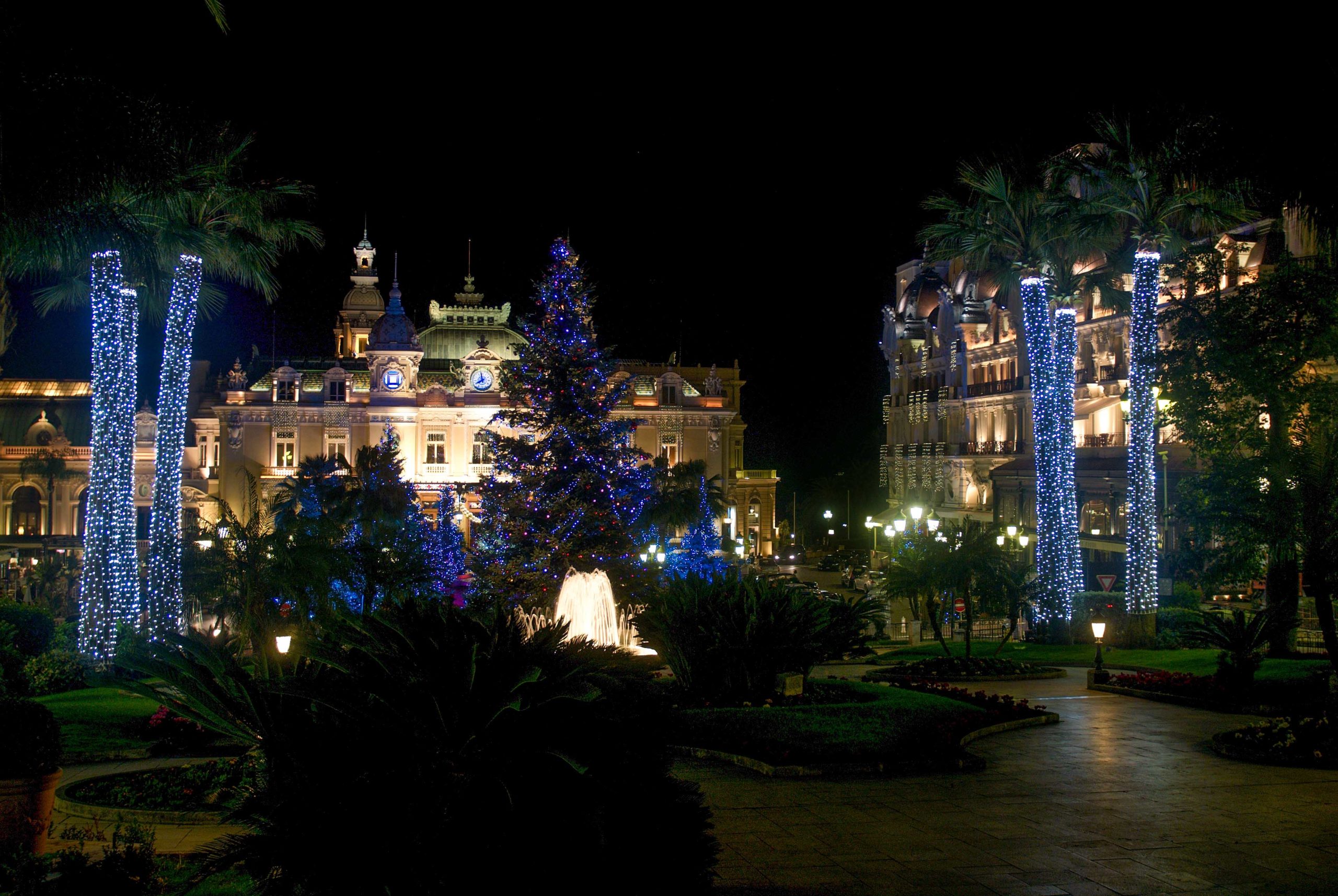  Christmas in Monaco © Zil - licence [CC BY-SA 3.0] from Wikimedia Commons