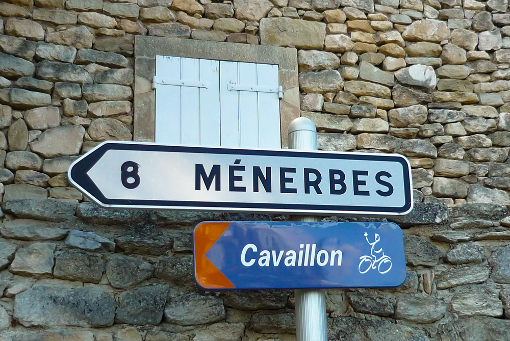 Ménerbes © French Moments