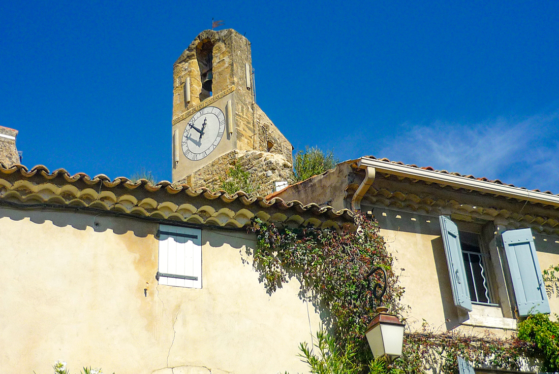 Belfry of Lourmarin © French Moments