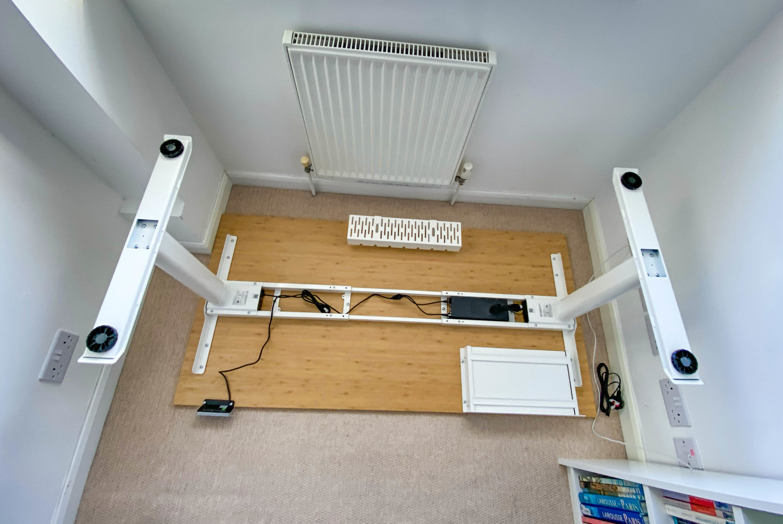 FlexiSpot E8 Standing Desk: Our Review - French Moments