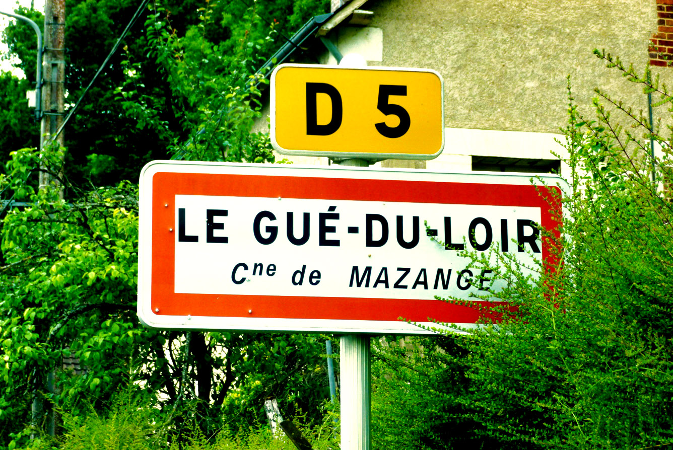 Le Gué du Loir in Mazangé © Jovil41  licence [CC BY-SA 3.0] from Wikimedia Commons