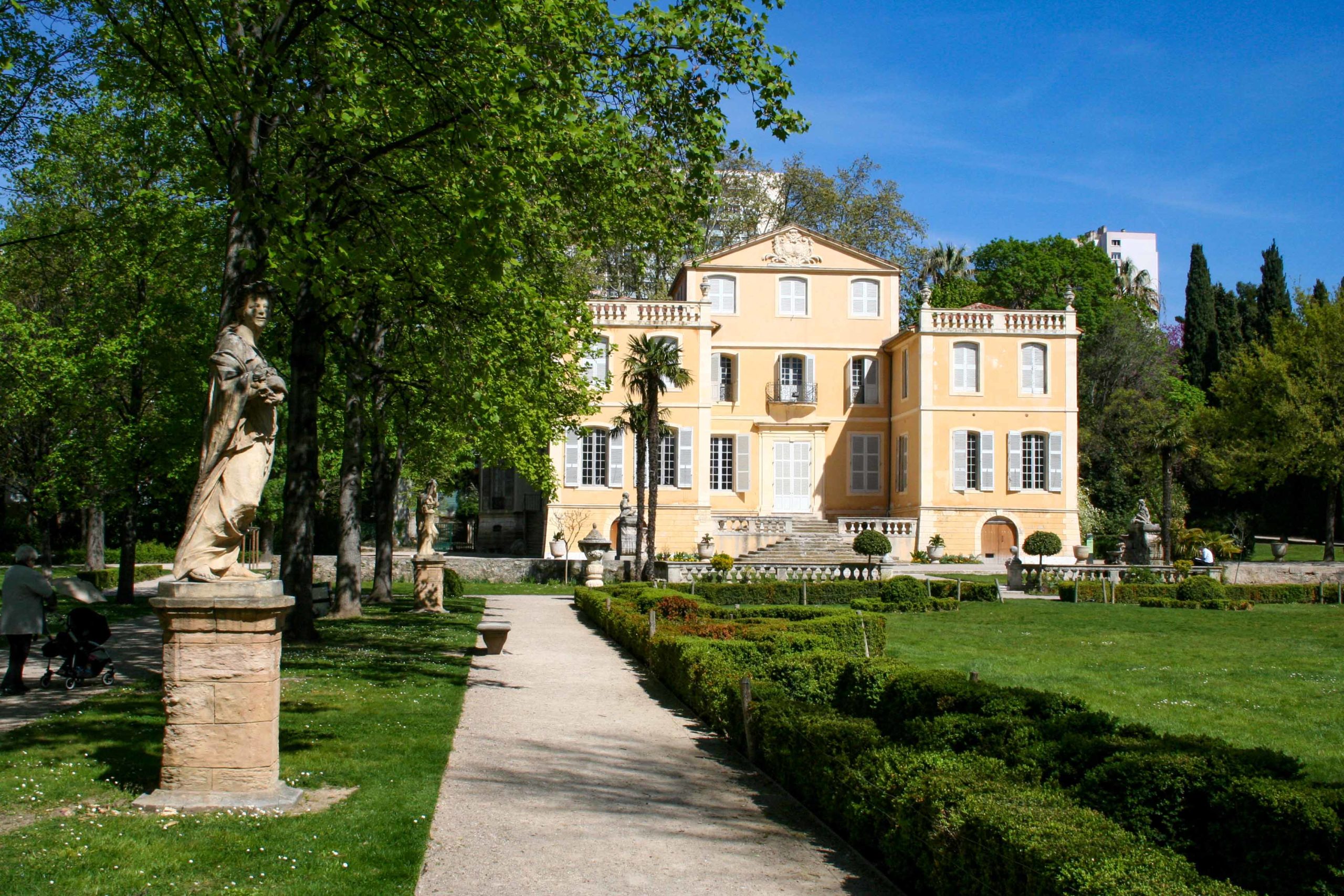 Villa Magalone Marseille © Rvalette - licence [CC BY-SA 3.0] from Wikimedia Commons