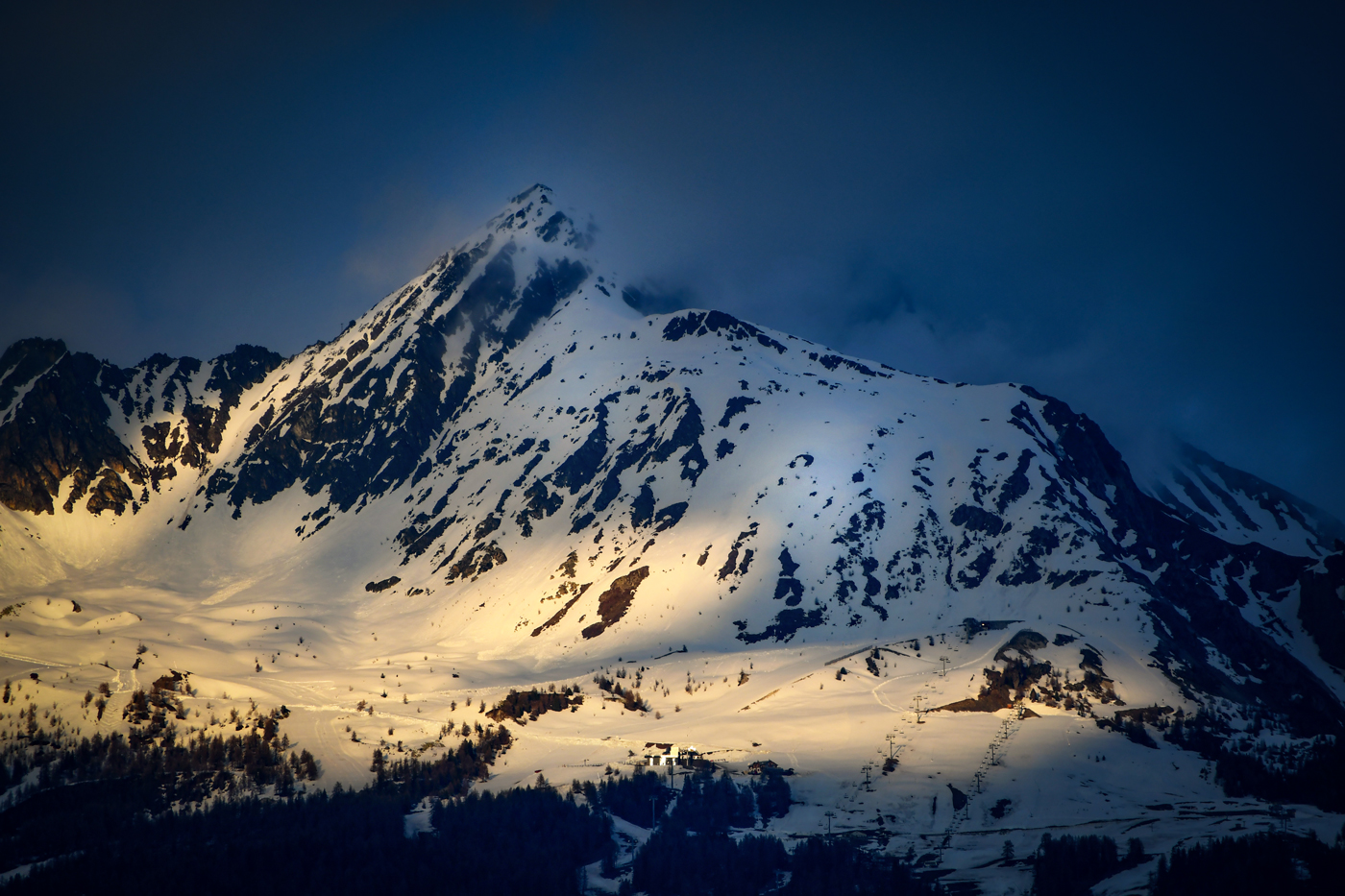 Twilights in the French Alps © French Moments