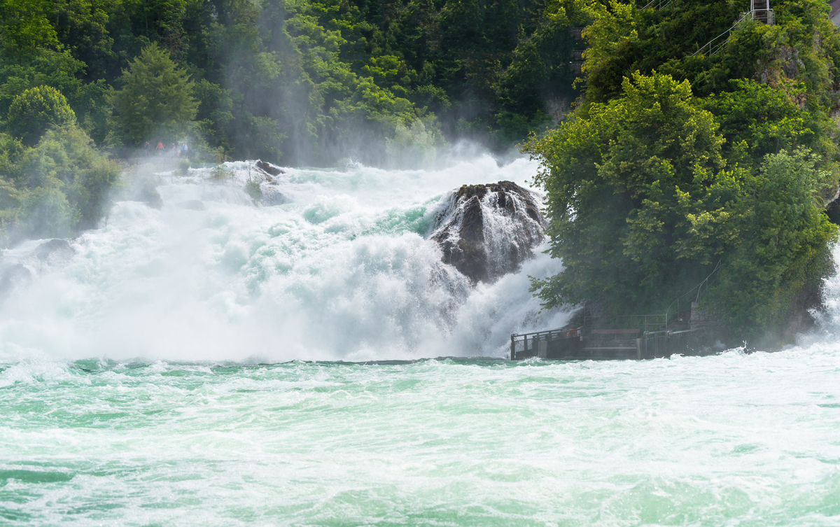 The tumult of the Rhine. Photo @kinek00 via Twenty20