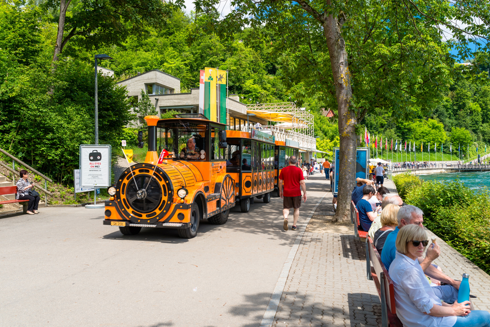 The Rheinfall little train. Photo @kinek00 via Twenty20