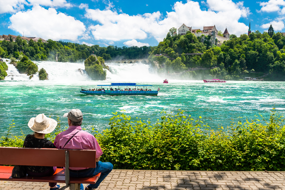 Overview of the Rhine falls. Photo @kinek00 via Twenty20