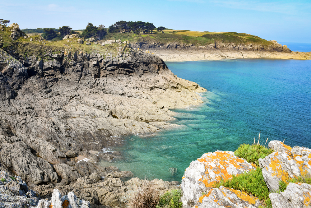 Brittany Unveiled: Anse du Verger, Cancale © French Moments
