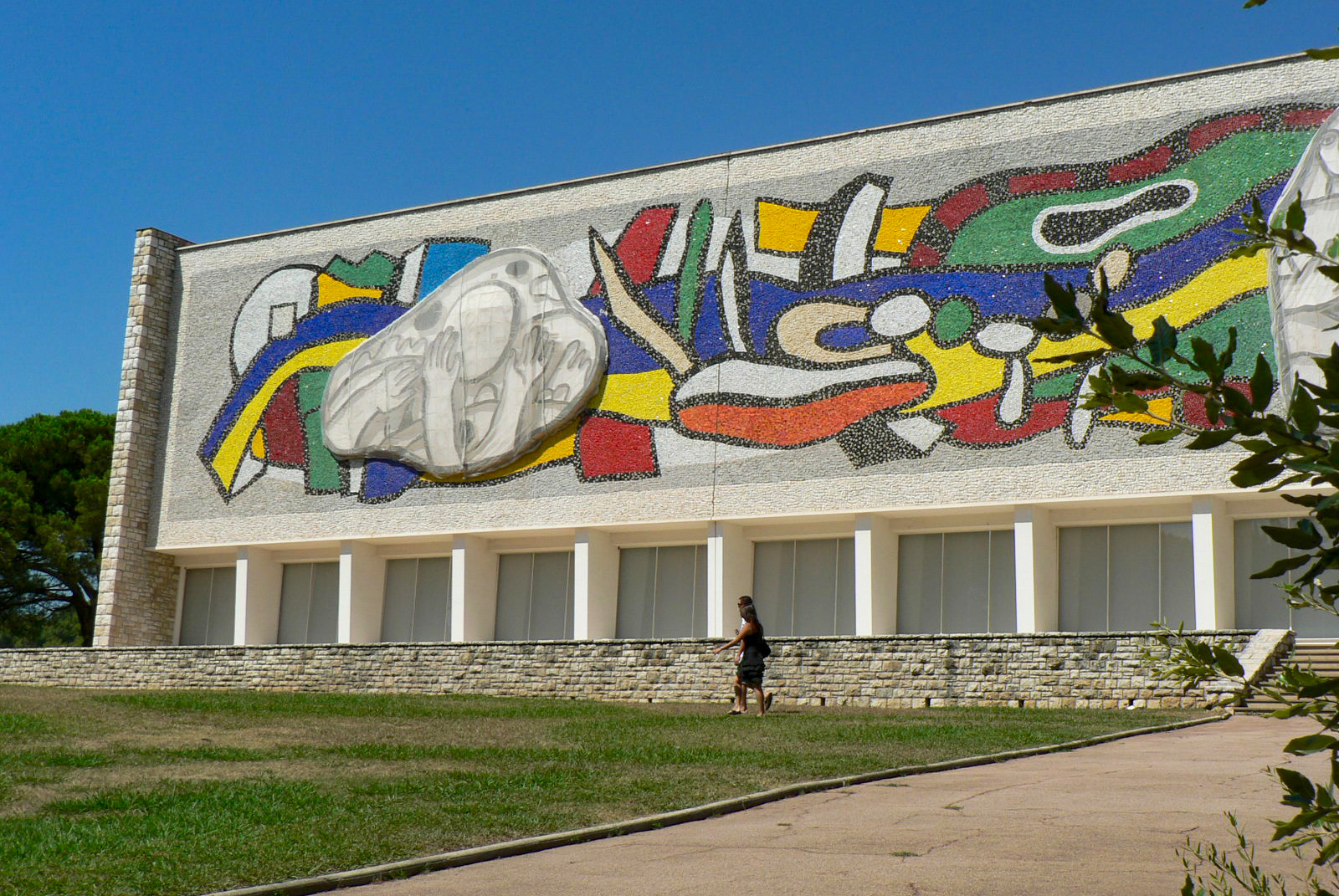 Biot Musée National Fernand Léger © Ecce Art - licence [CC BY-SA 3.0] from Wikimedia Commons