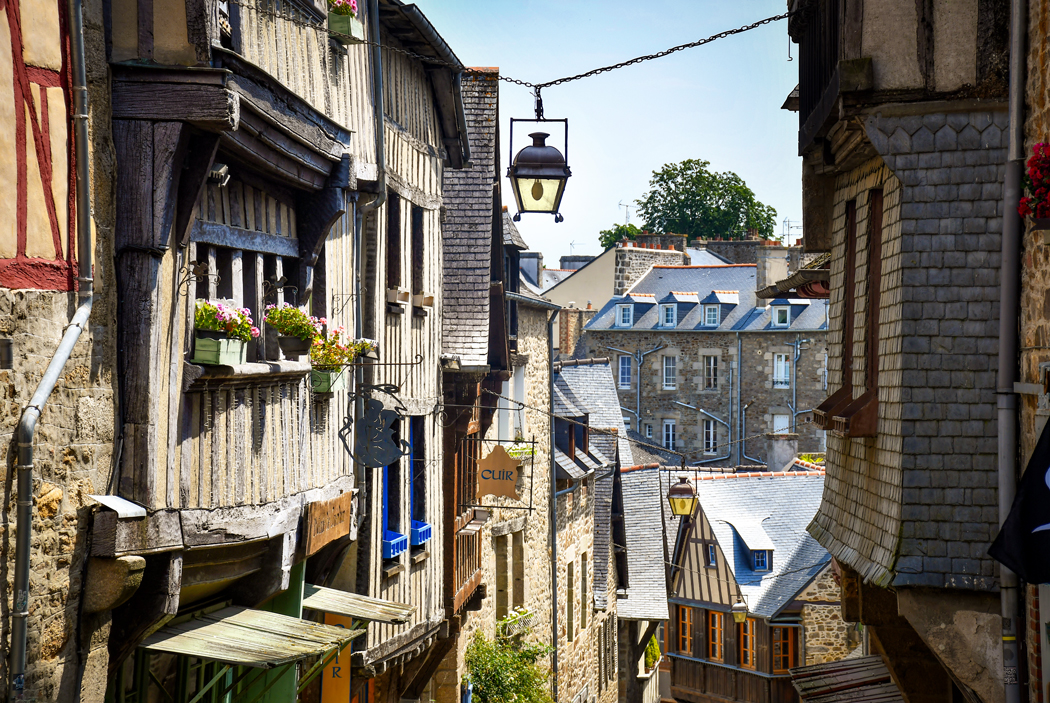 Brittany Unveiled: Explore Dinan © French Moments