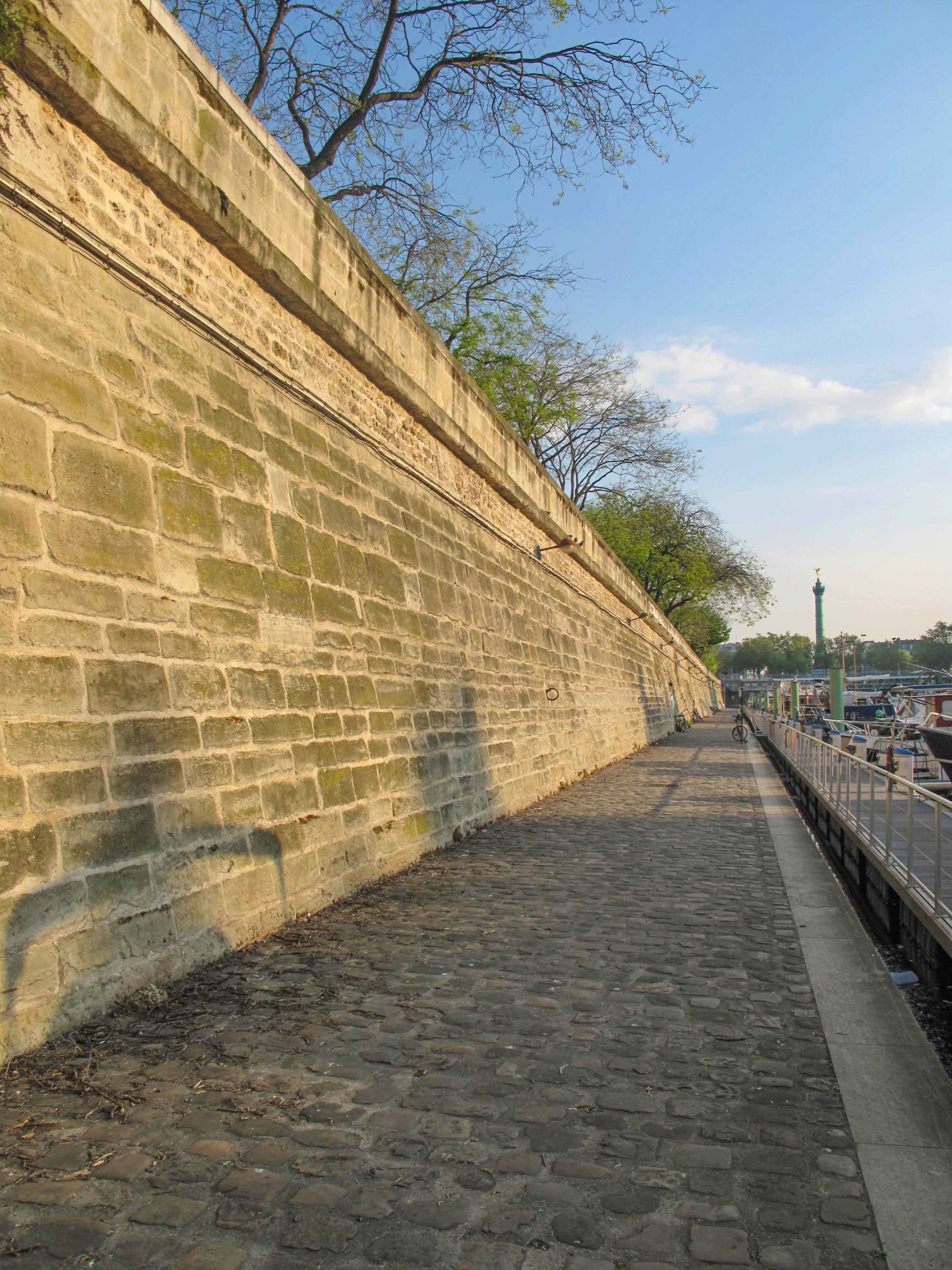 Ditch of the Bastille. Photo by Tangopaso [Public Domain from Wikimedia Commons]