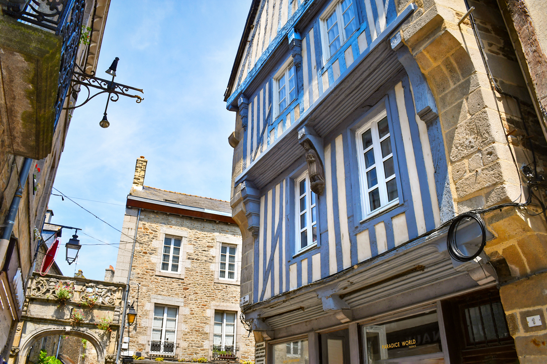 Explore Dinan © French Moments