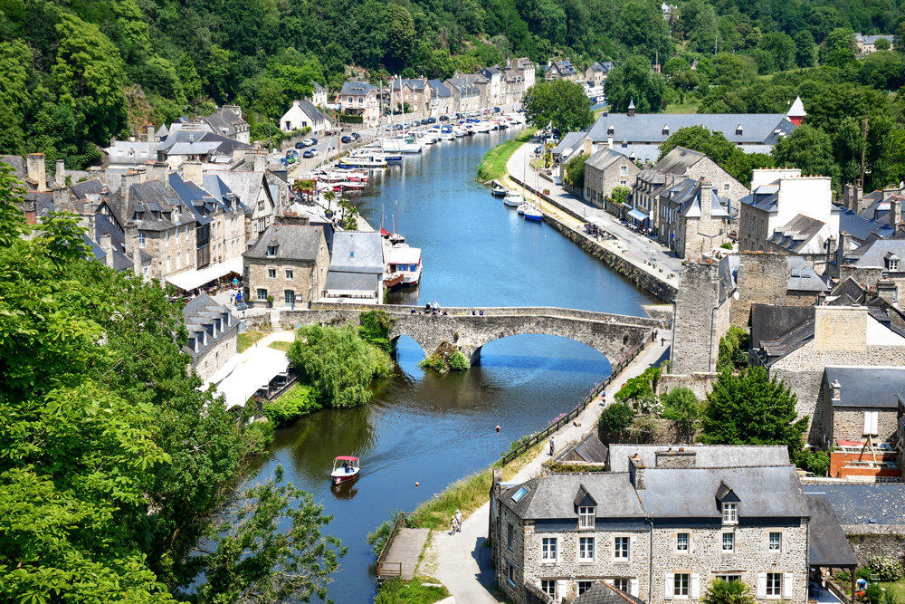 Explore Dinan © French Moments