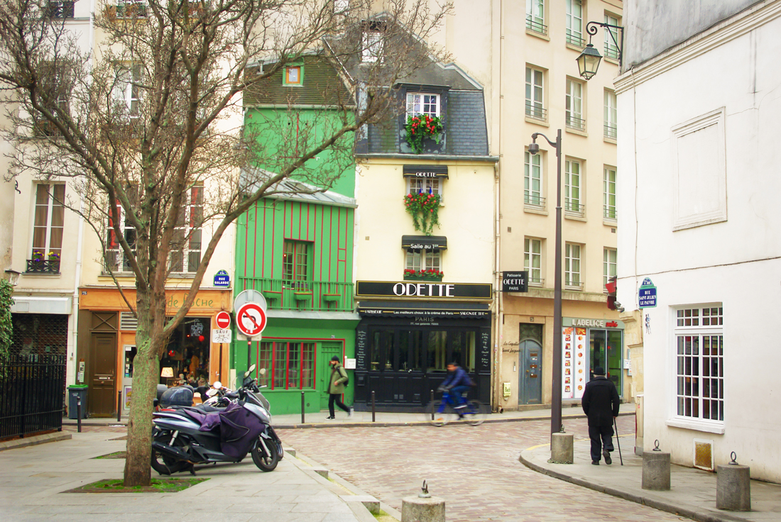 Learn French in Paris - Rue Galande in the 5th arrondissement