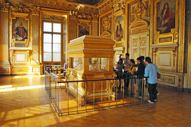 Louvre Ticket - Galerie d'Apollon © French Moments